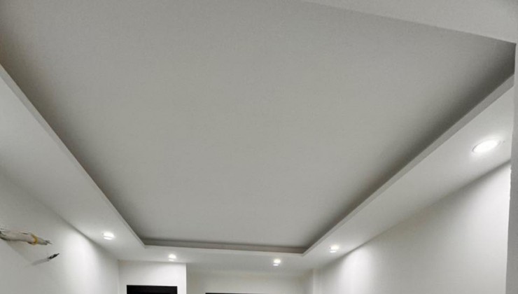 BÁN NHANH nhà ngõ 398 Phố Trương Định DT 36m x 5T, sát mặt phố,Trương Định Plaza. Ngõ nông hơn 3 tỷ